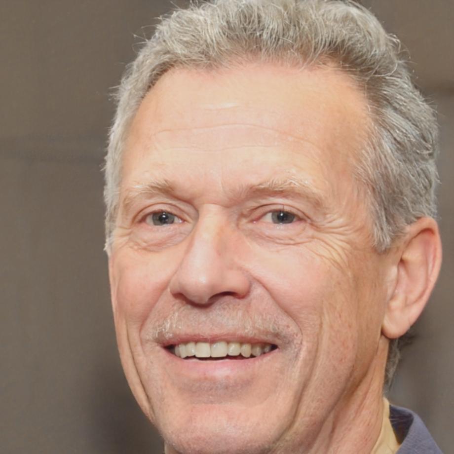 Portrait de Thomas Leclerc, spécialiste en innovation business