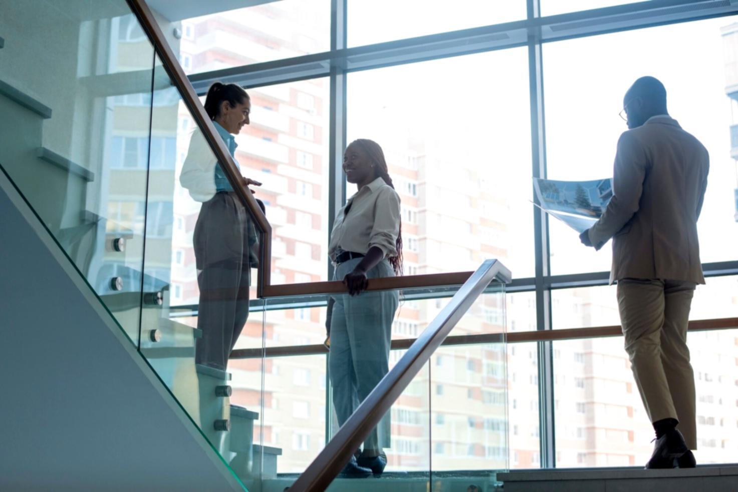 Session de brainstorming créatif pour développer des solutions innovantes
